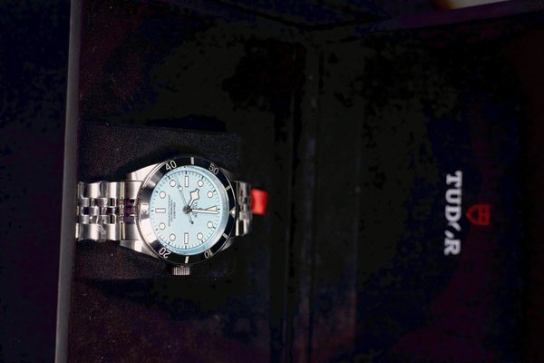 Black Bay Azul Gelo